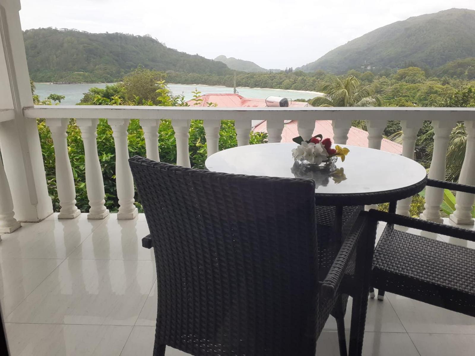 Gigi'S Self Catering Apartment 格劳德港 外观 照片